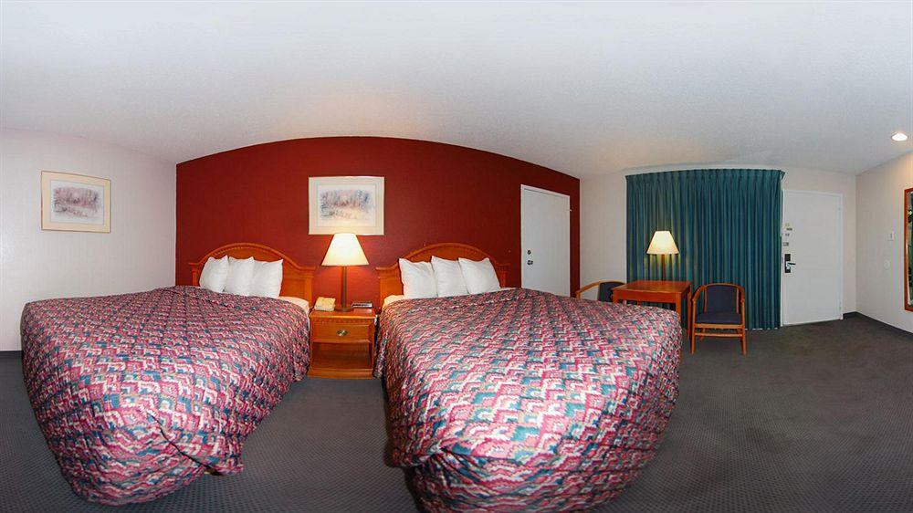 Rodeway Inn Cow Palace Lamar 外观 照片