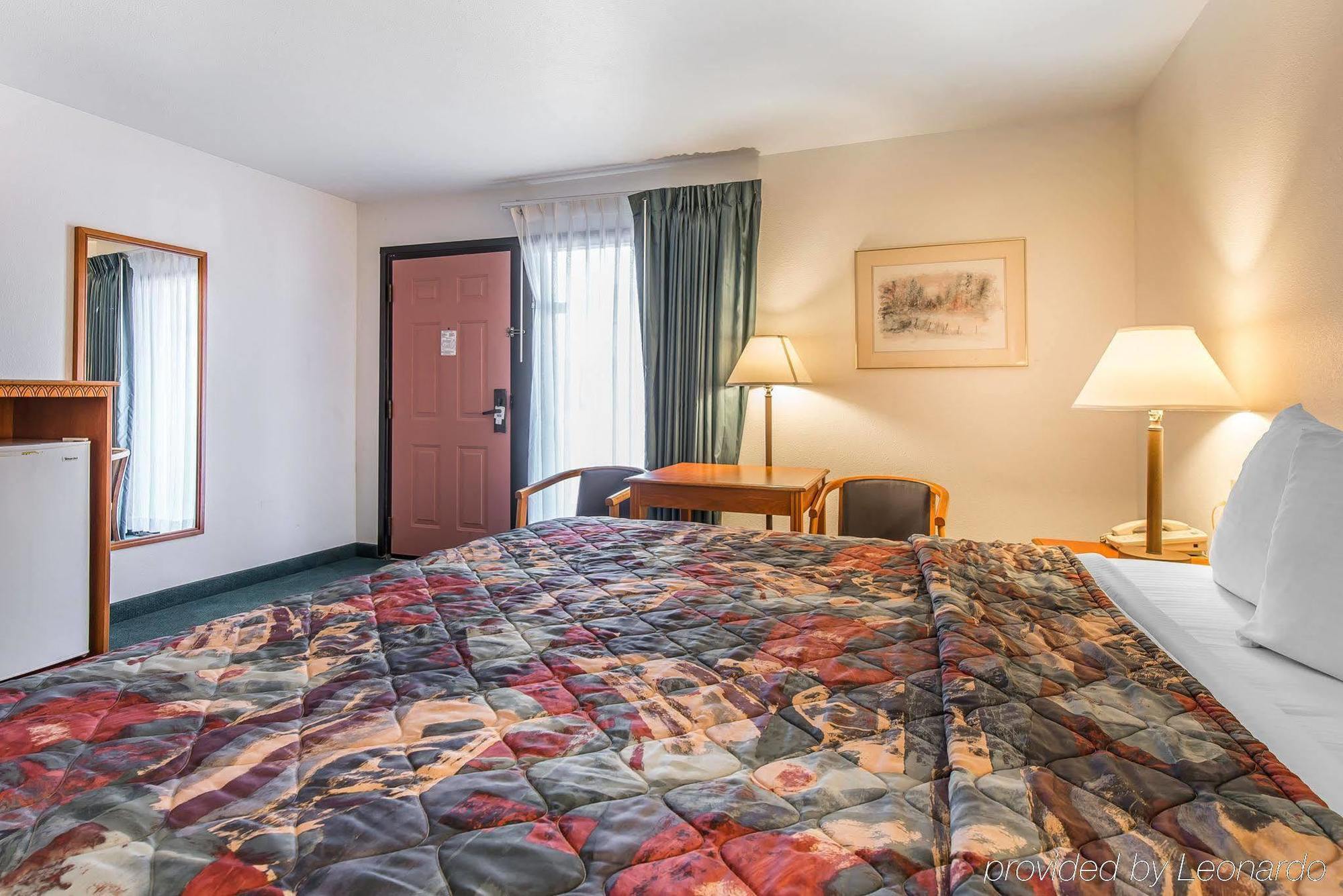 Rodeway Inn Cow Palace Lamar 外观 照片