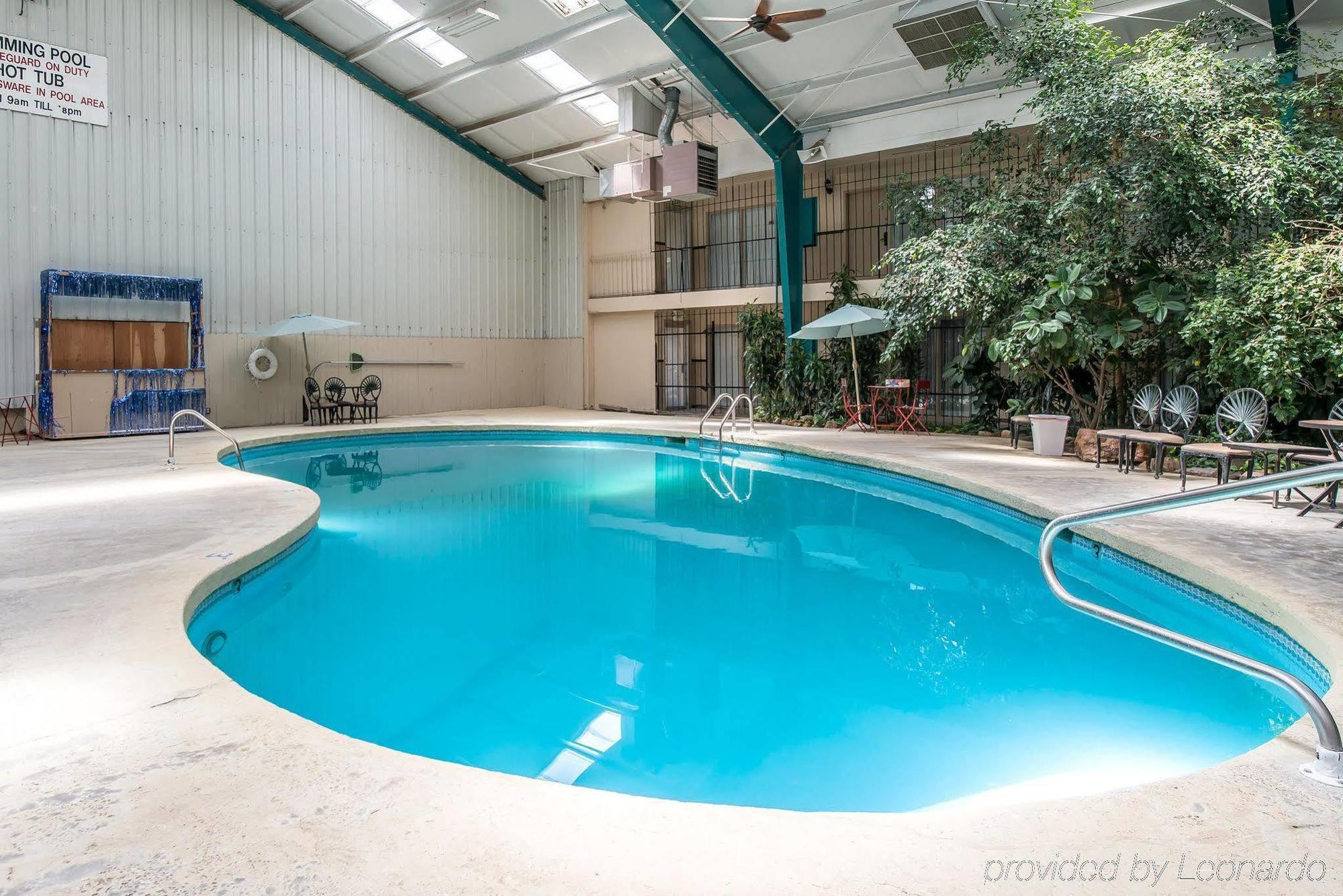 Rodeway Inn Cow Palace Lamar 外观 照片